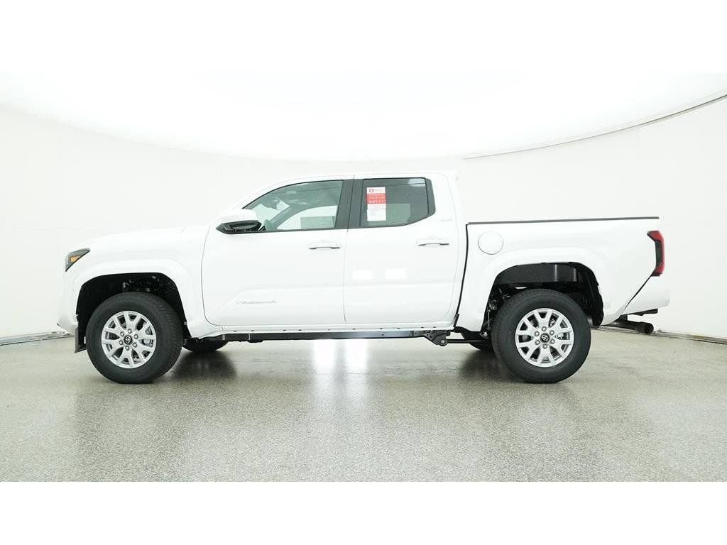 Used 2024 Toyota Tacoma SR5 RWD image 24