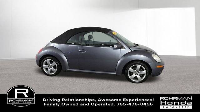 Used 2006 Volkswagen Beetle Convertible w/ Package 2 image 2