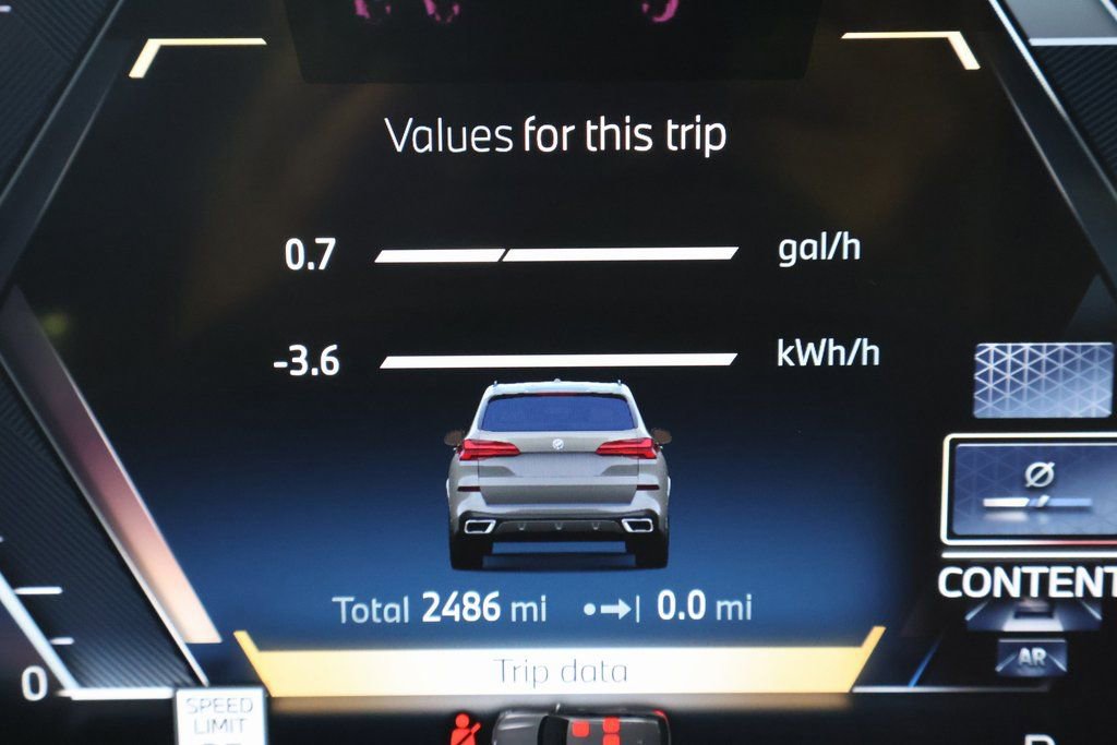 Used 2026 BMW X5 xDrive50e w/ Executive Package image 17