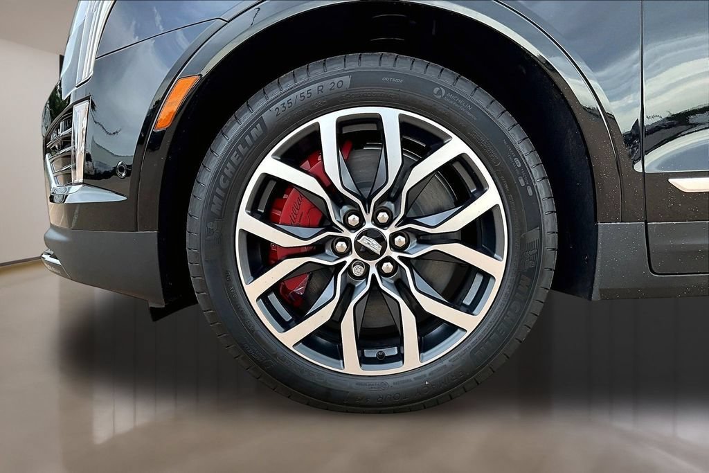 New 2026 Cadillac XT5 Sportv w/ LPO, Floor Liner Package AWD/4WD image 12