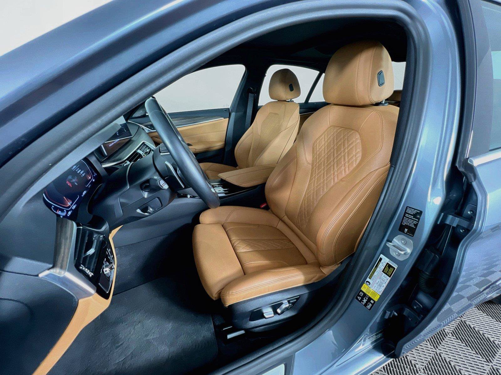 Used 2021 BMW 530i xDrive w/ Premium Package AWD/4WD image 24