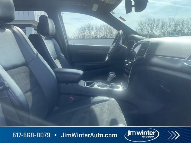 Used 2019 Jeep Grand Cherokee Altitude image 14