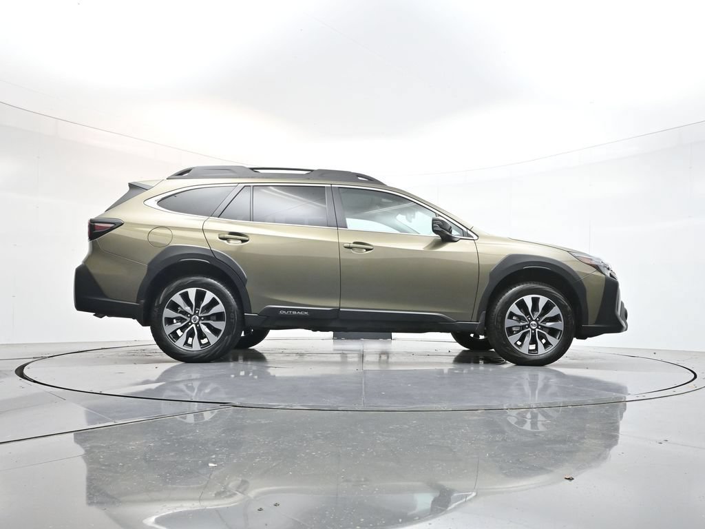 Used 2024 Subaru Outback Limited XT w/ Popular Package #2 AWD/4WD image 42