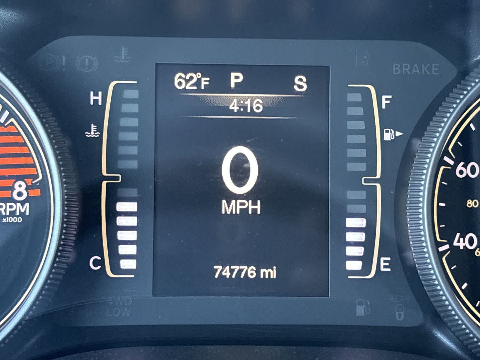 Certified 2018 Jeep Cherokee Latitude w/ Altitude Package AWD/4WD image 17