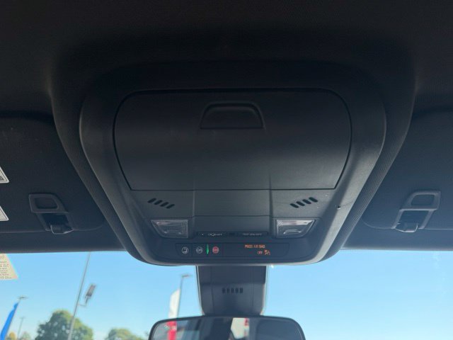 Certified 2022 Chevrolet Equinox RS w/ Infotainment Package FWD image 25