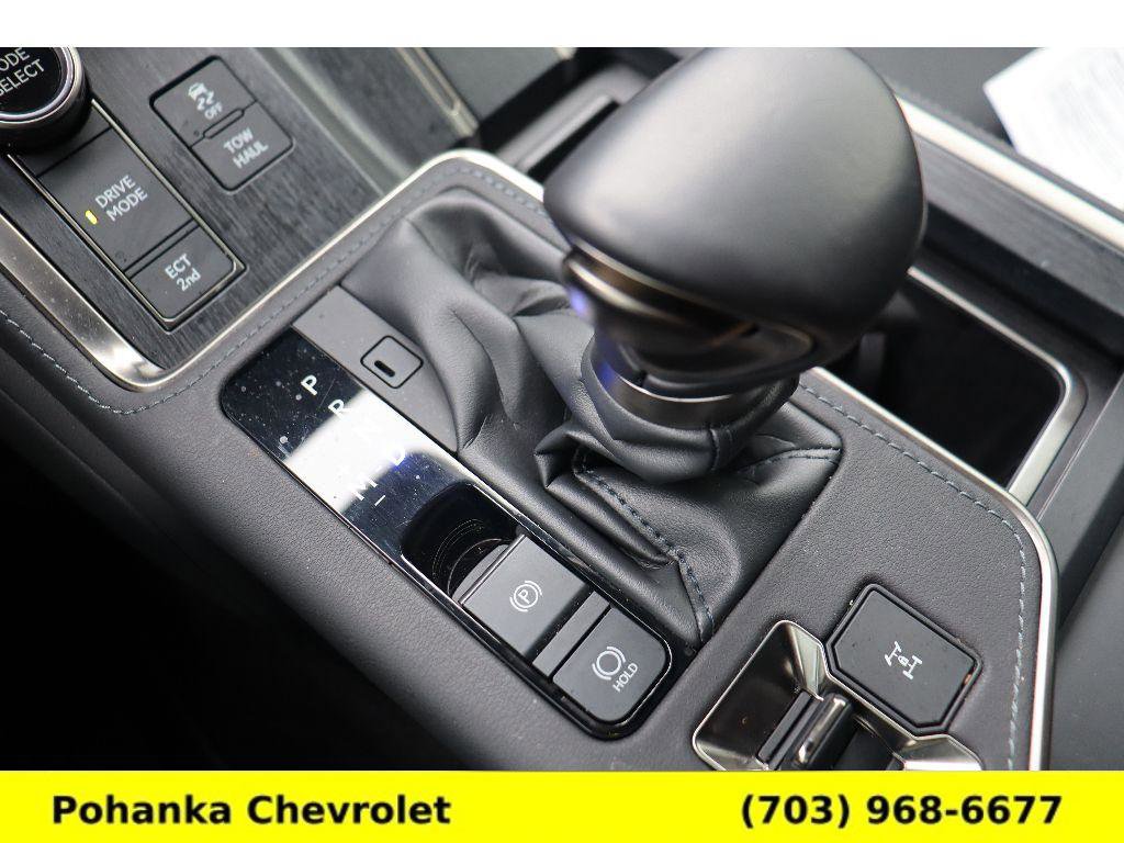 Used 2024 Lexus GX 550 image 18