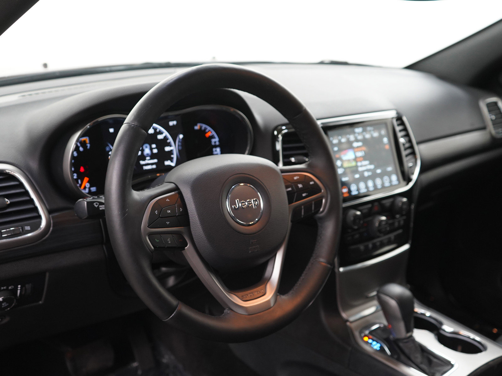 Used 2019 Jeep Grand Cherokee Altitude RWD image 20