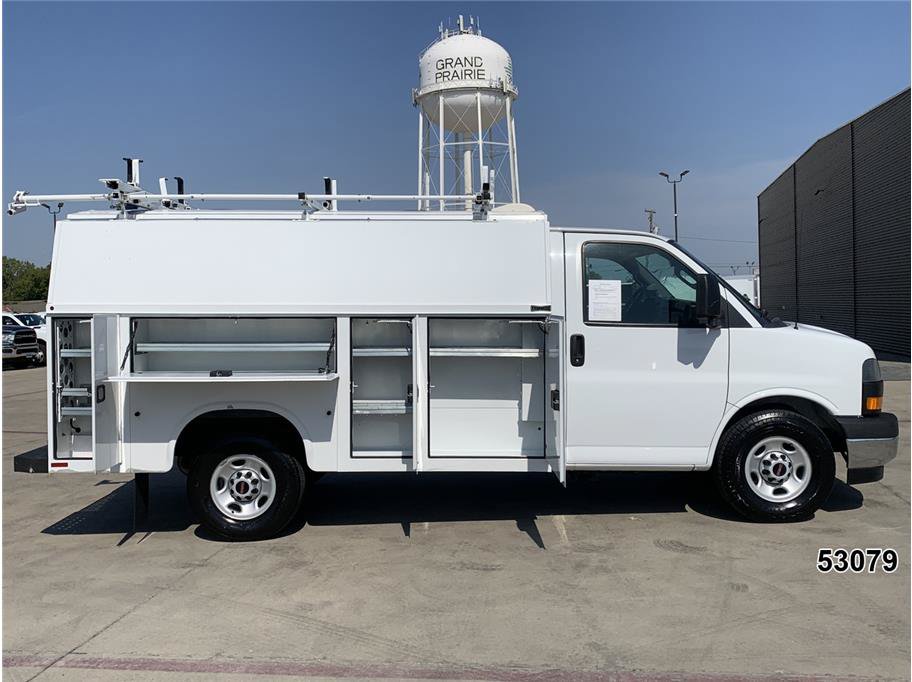 Used 2019 GMC Savana 3500 w/ Power Convenience Package RWD image 9