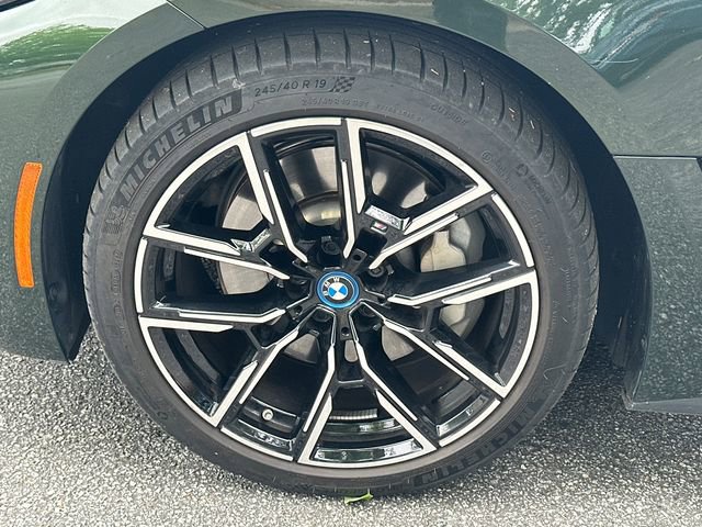 Used 2023 BMW i4 eDrive40 w/ M Sport Package RWD image 11