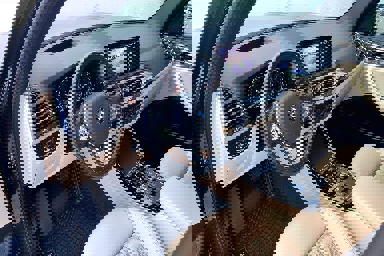 Used 2022 BMW X3 xDrive30i w/ Premium Package image 3