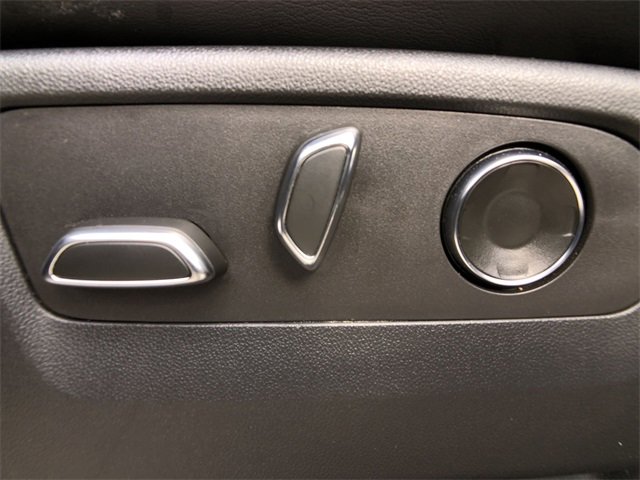 Certified 2021 Cadillac Escalade Premium Luxury image 20