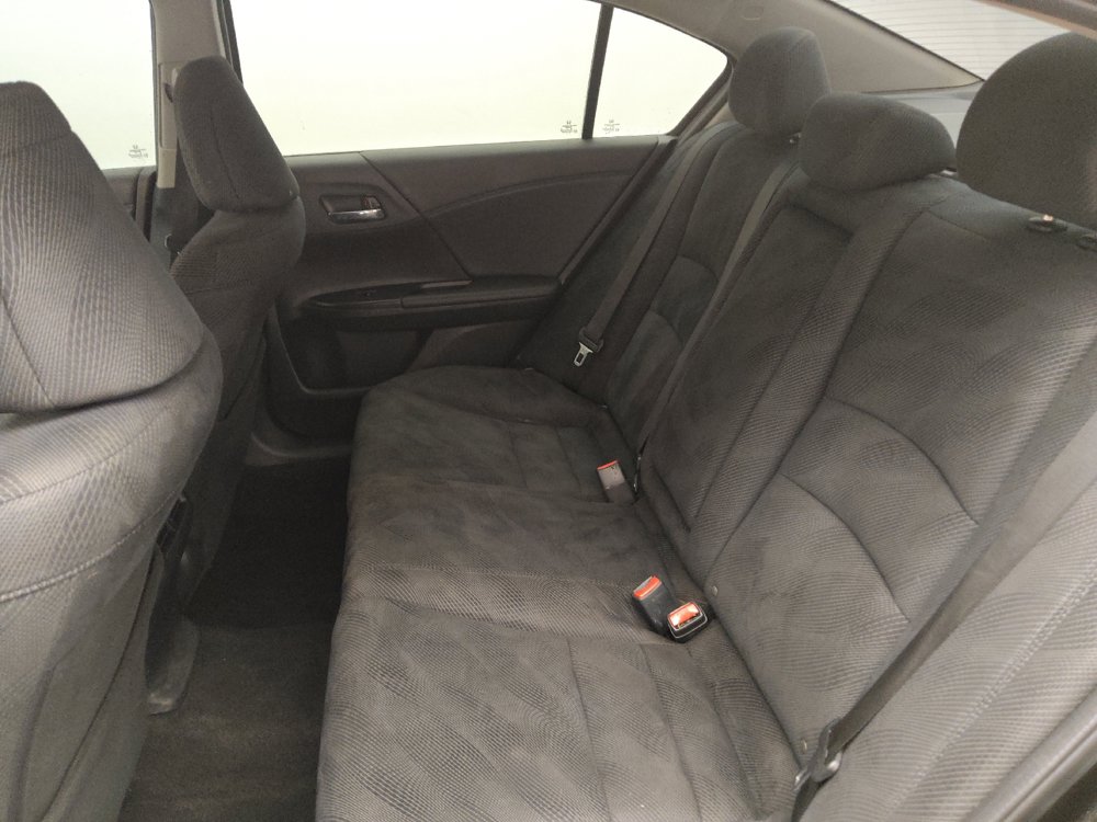 Used 2017 Honda Accord EX image 18