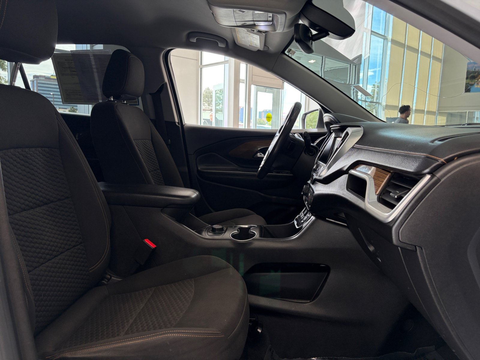 Used 2018 GMC Terrain SLE FWD image 30