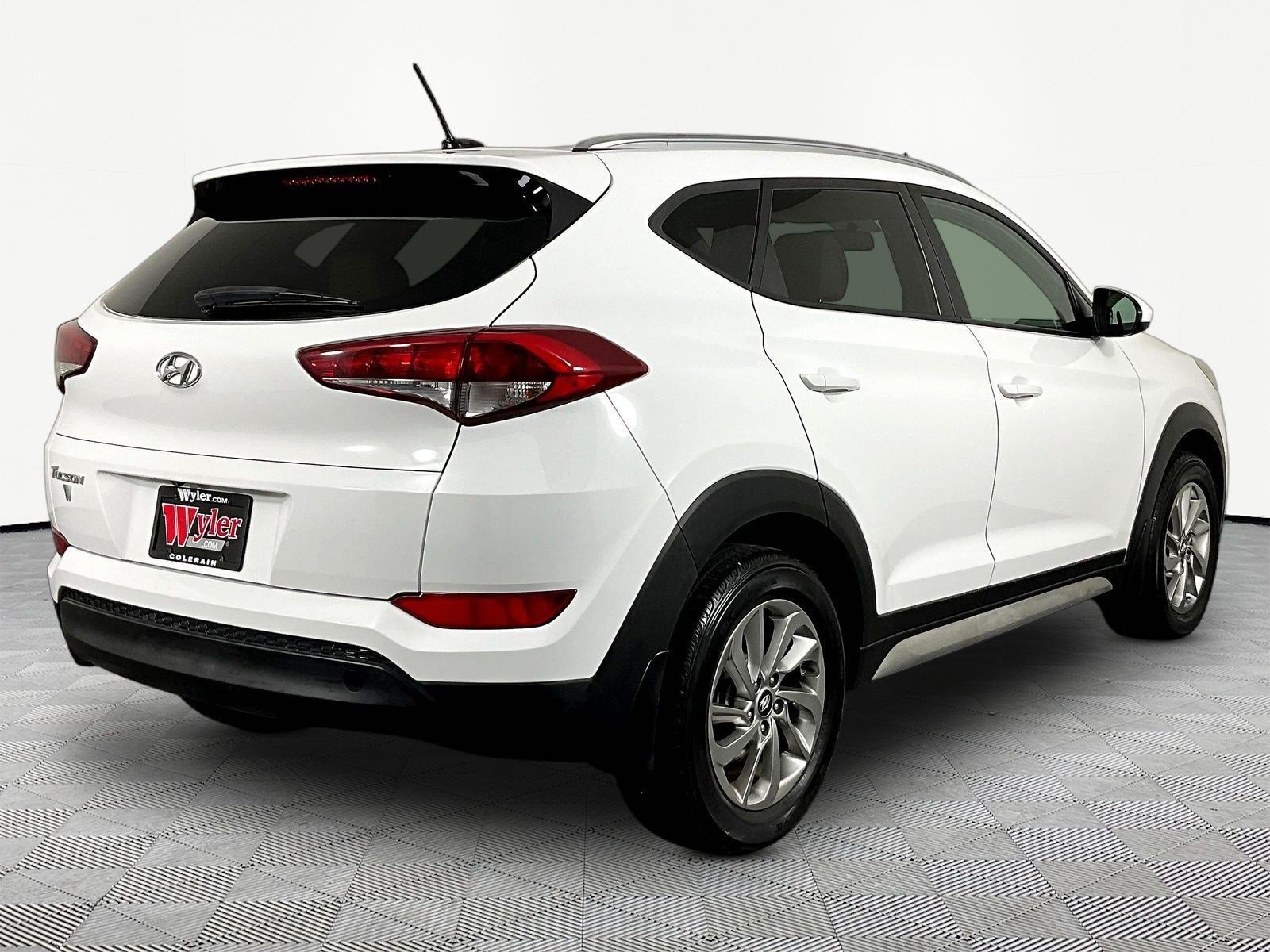 Used 2017 Hyundai Tucson SE w/ SE Popular Package 02 FWD image 6