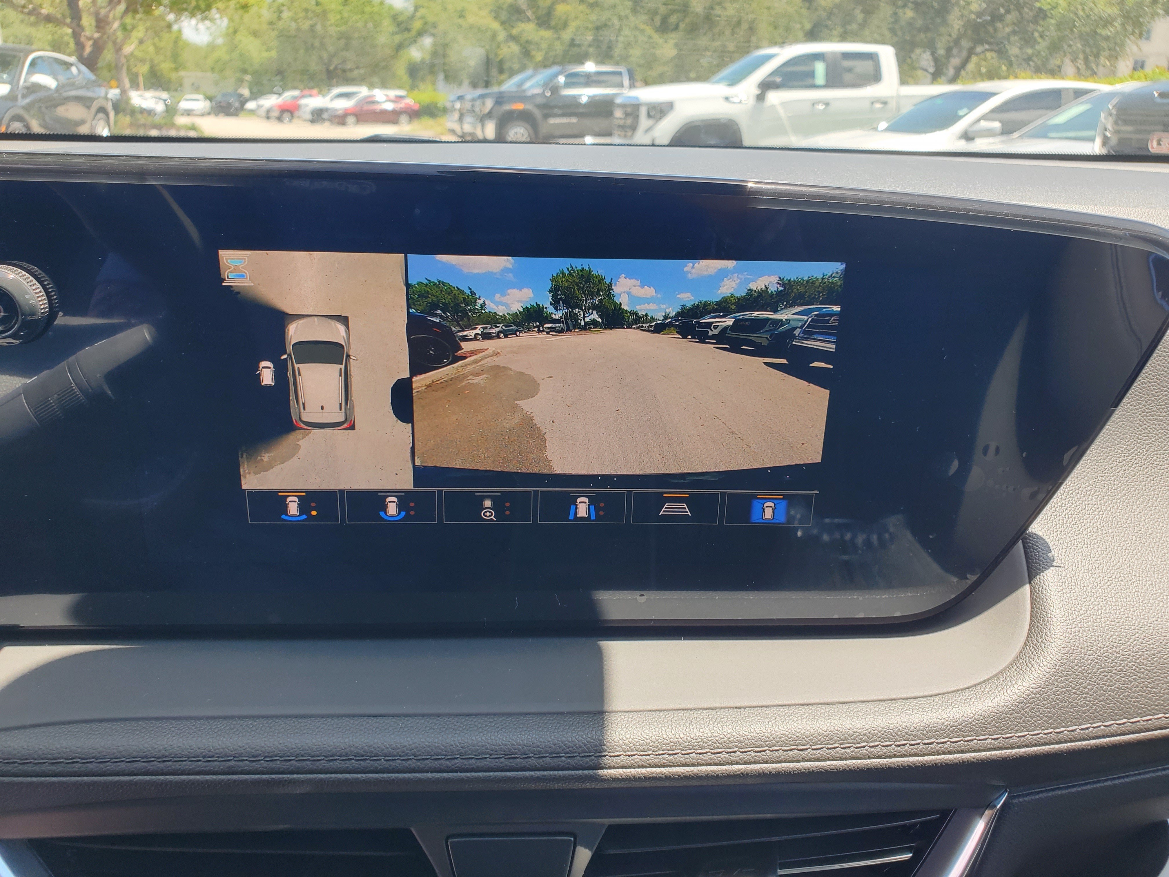 New 2026 Buick Encore GX Sport Touring w/ Advanced Technology Package FWD image 13