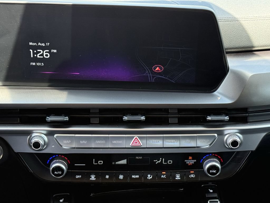 Used 2025 Kia Telluride S AWD/4WD image 16