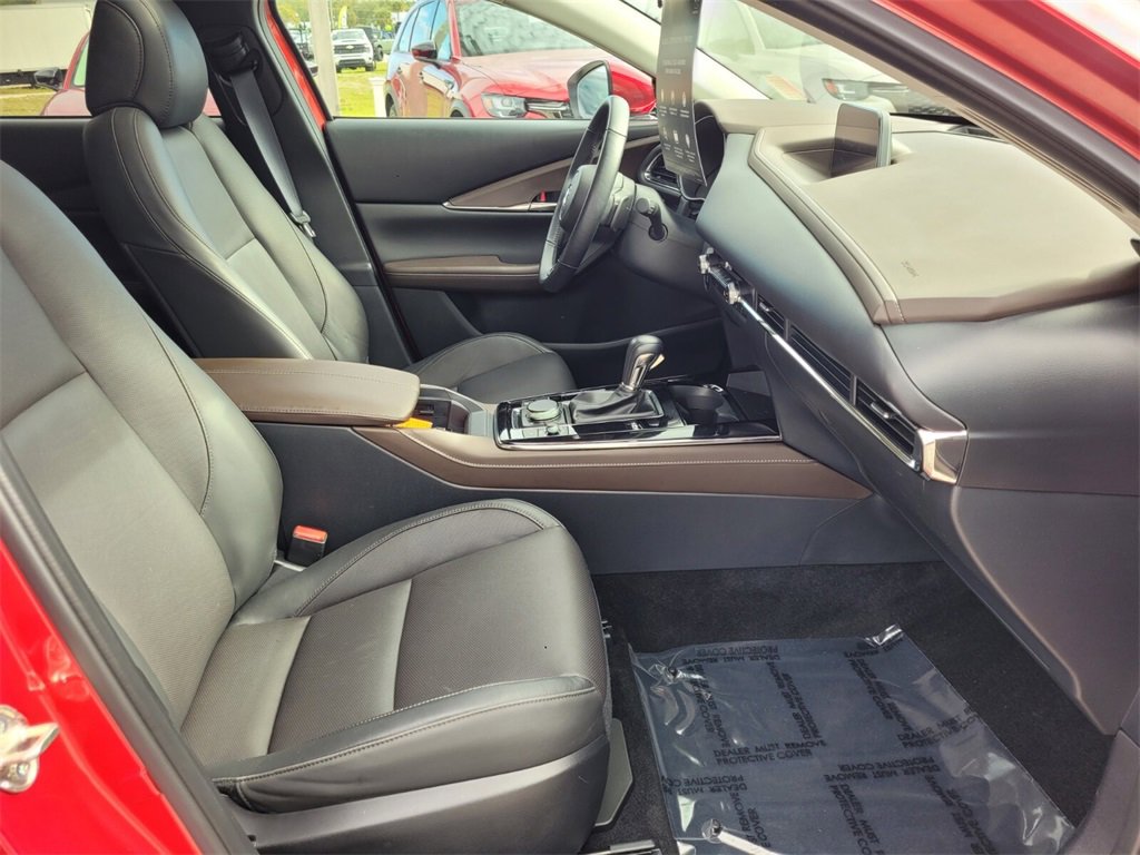 Certified 2025 MAZDA CX-30 AWD 2.5 S w/ Premium Package image 19