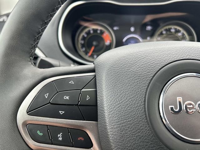 Used 2022 Jeep Cherokee Limited AWD/4WD image 28