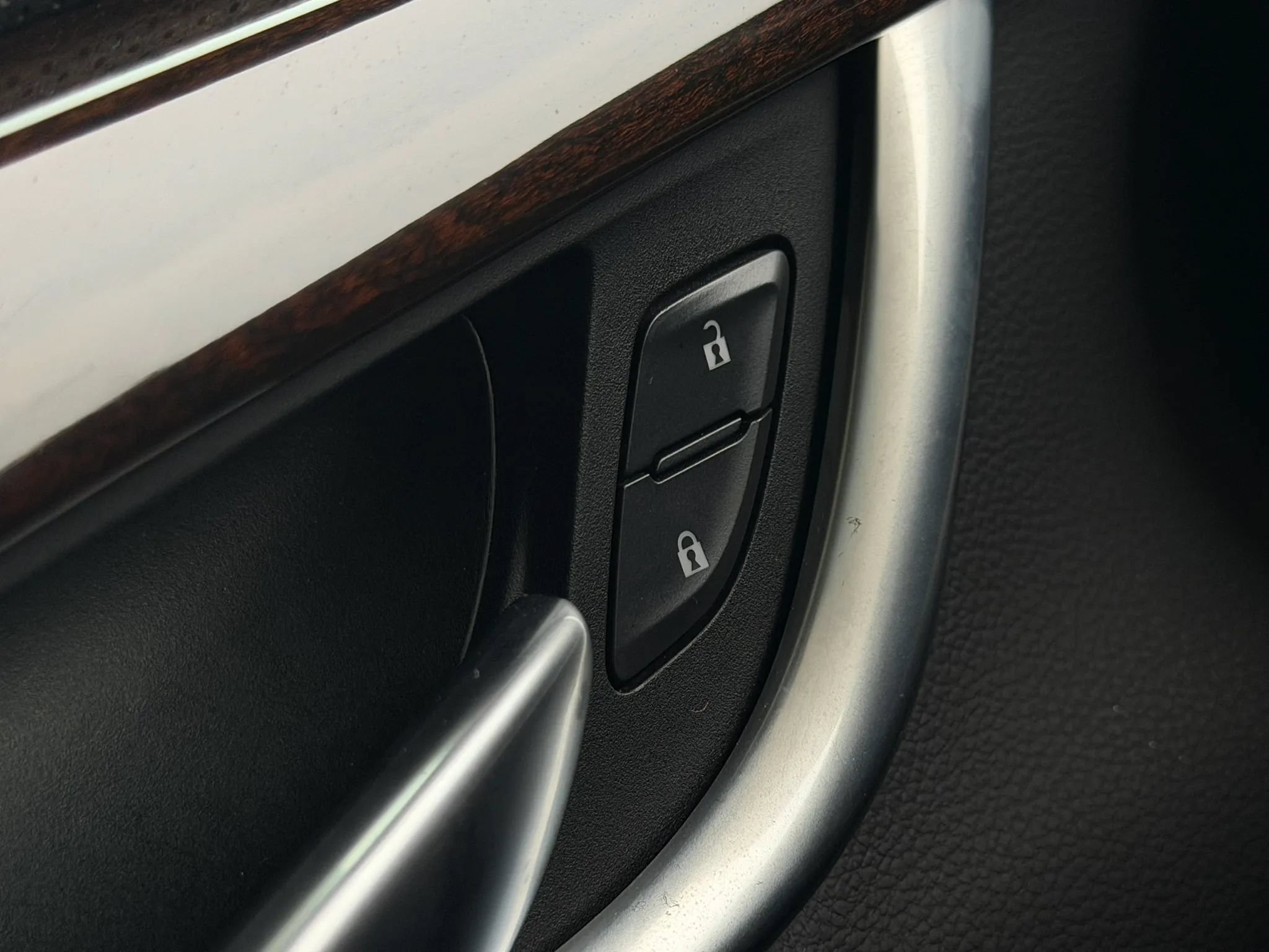 Used 2017 Cadillac XTS Luxury FWD image 27