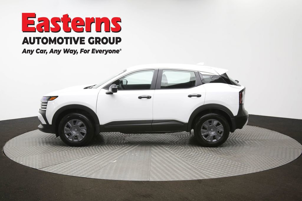 Used 2025 Nissan Kicks S image 59