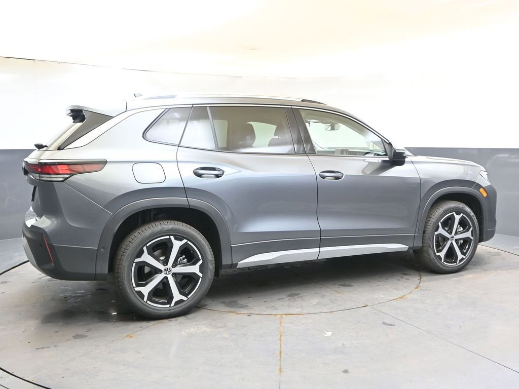 New 2026 Volkswagen Tiguan SE image 6