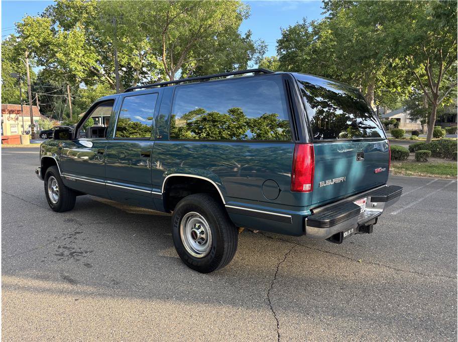 Used 1993 GMC Suburban 2500 RWD image 5