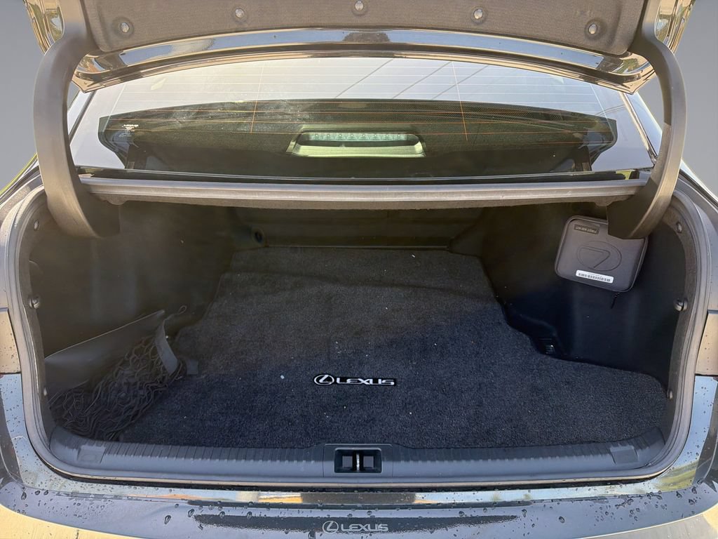 Used 2022 Lexus IS 300 w/ Premium Package RWD image 13