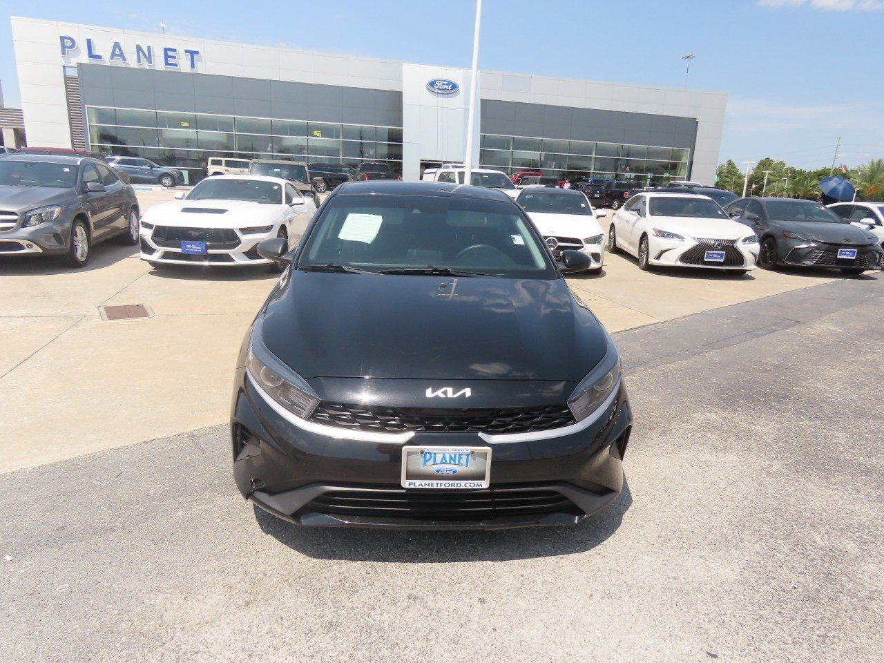 Used 2024 Kia Forte LX FWD image 5