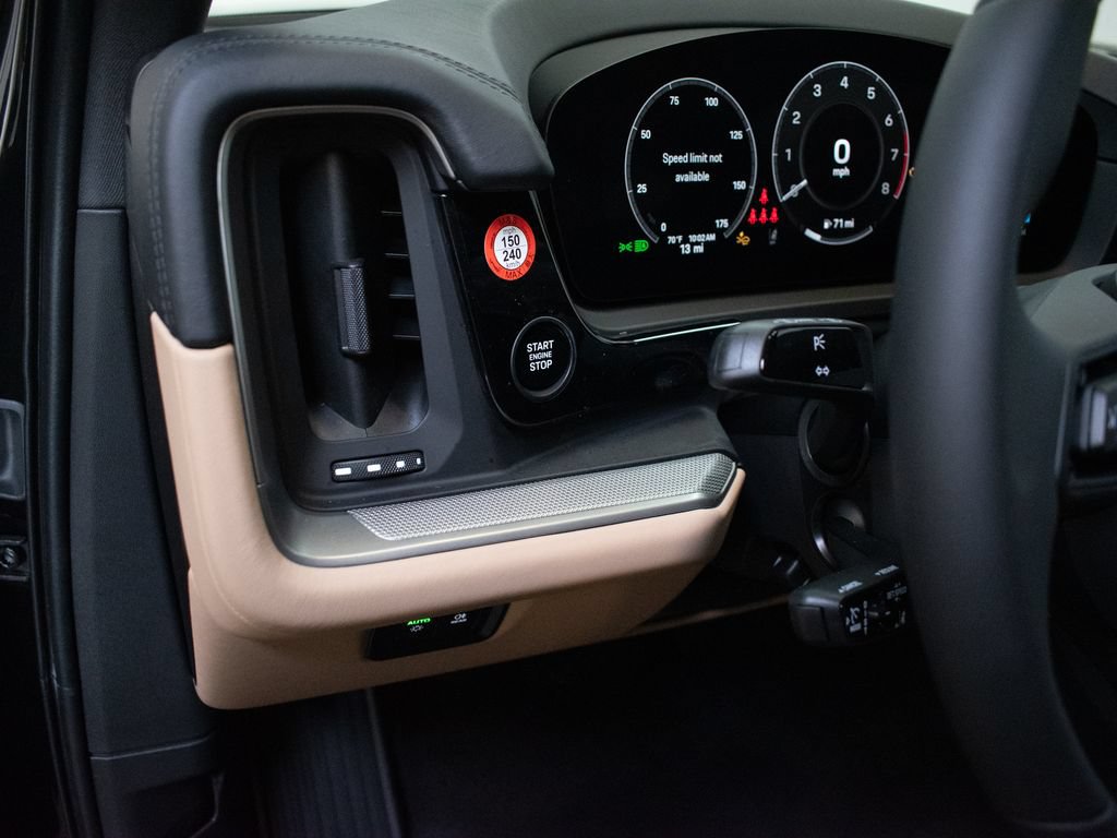 New 2026 Porsche Cayenne AWD/4WD image 11
