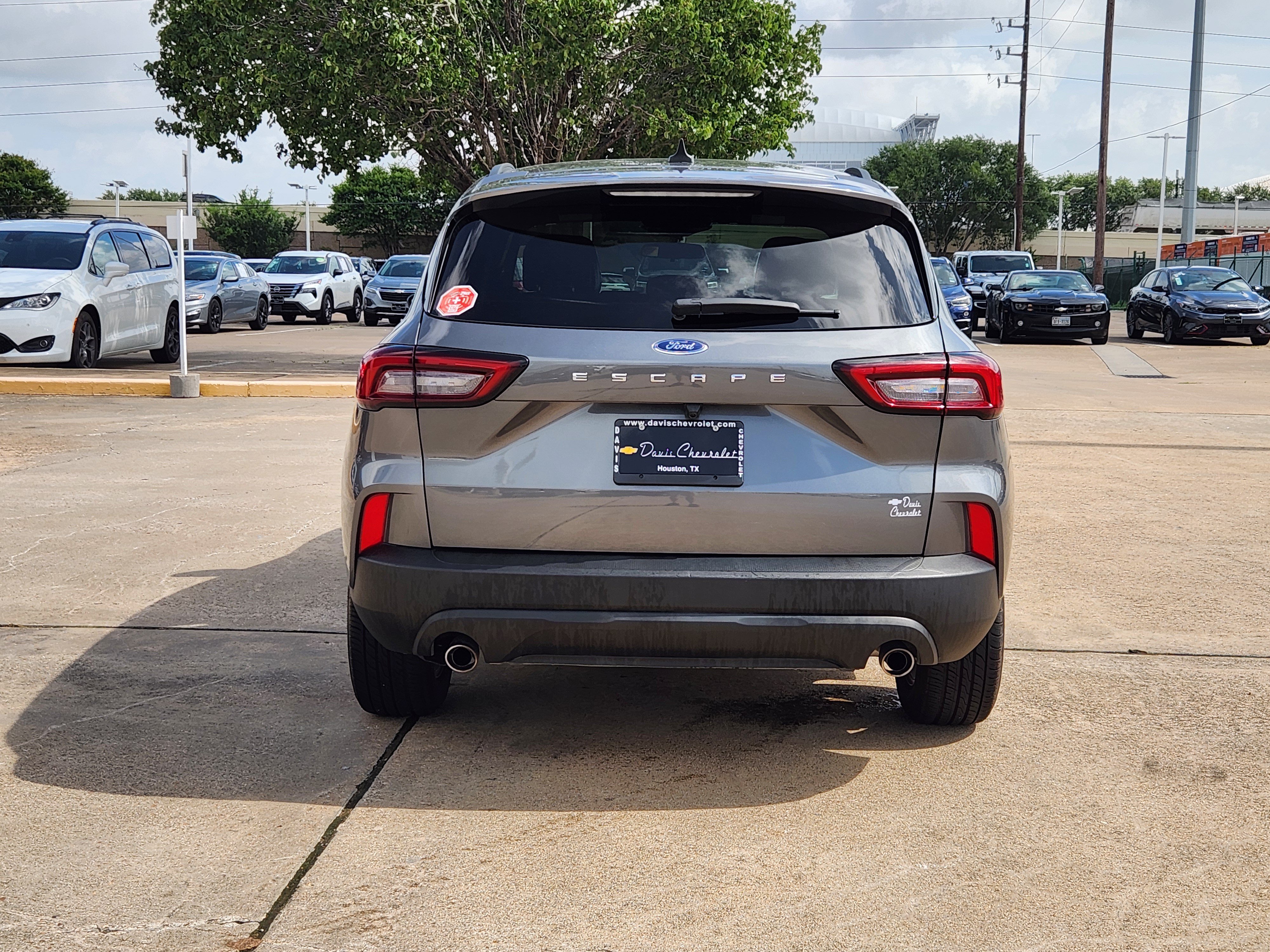 Used 2025 Ford Escape ST-Line FWD image 7