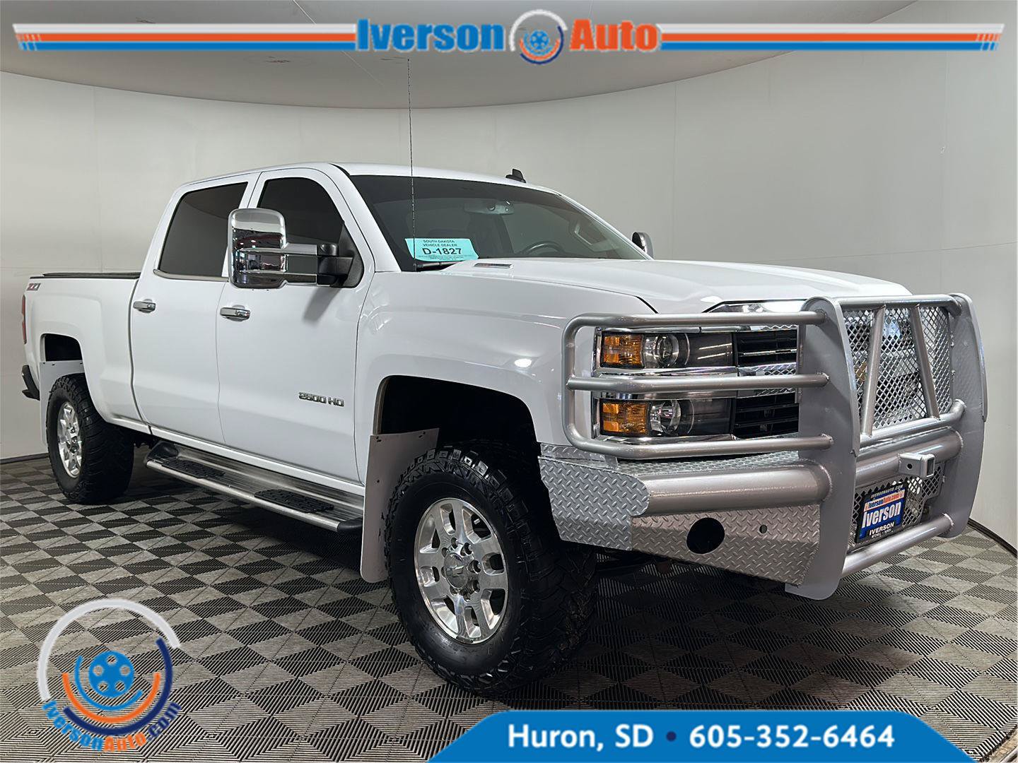 Used 2015 Chevrolet Silverado 2500 LT AWD/4WD image 1