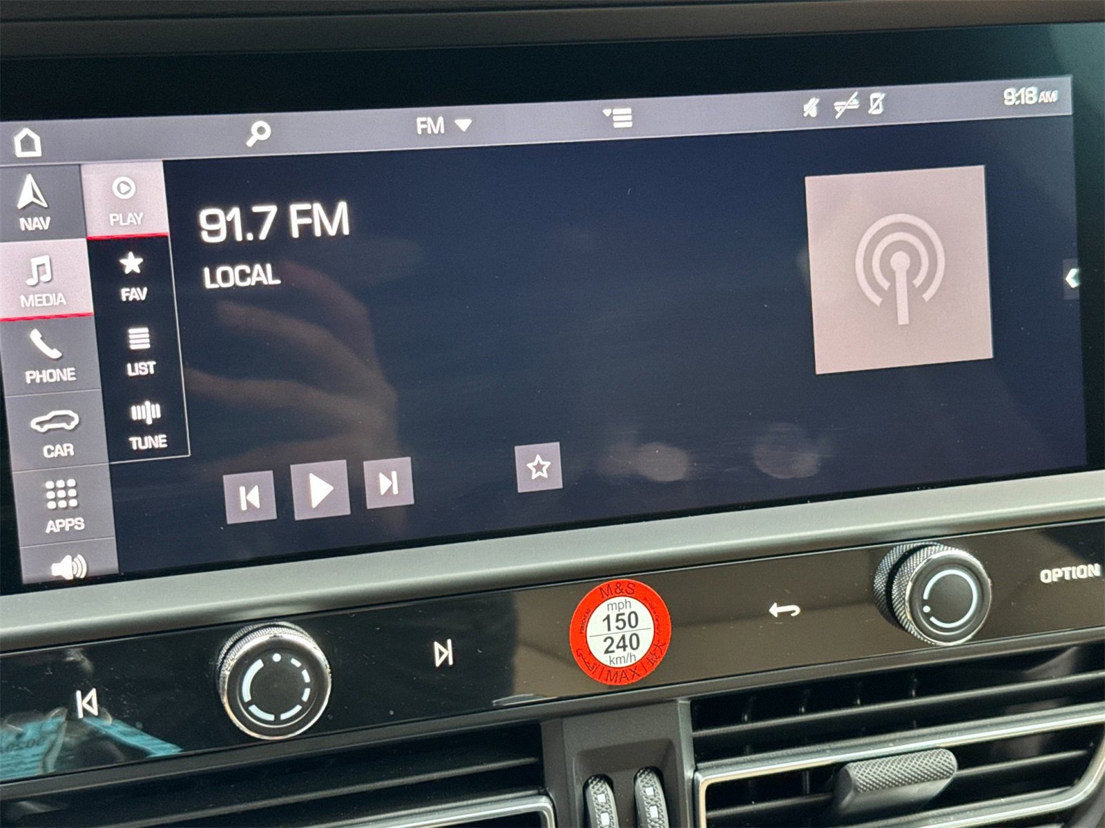 Used 2025 Porsche Macan image 22