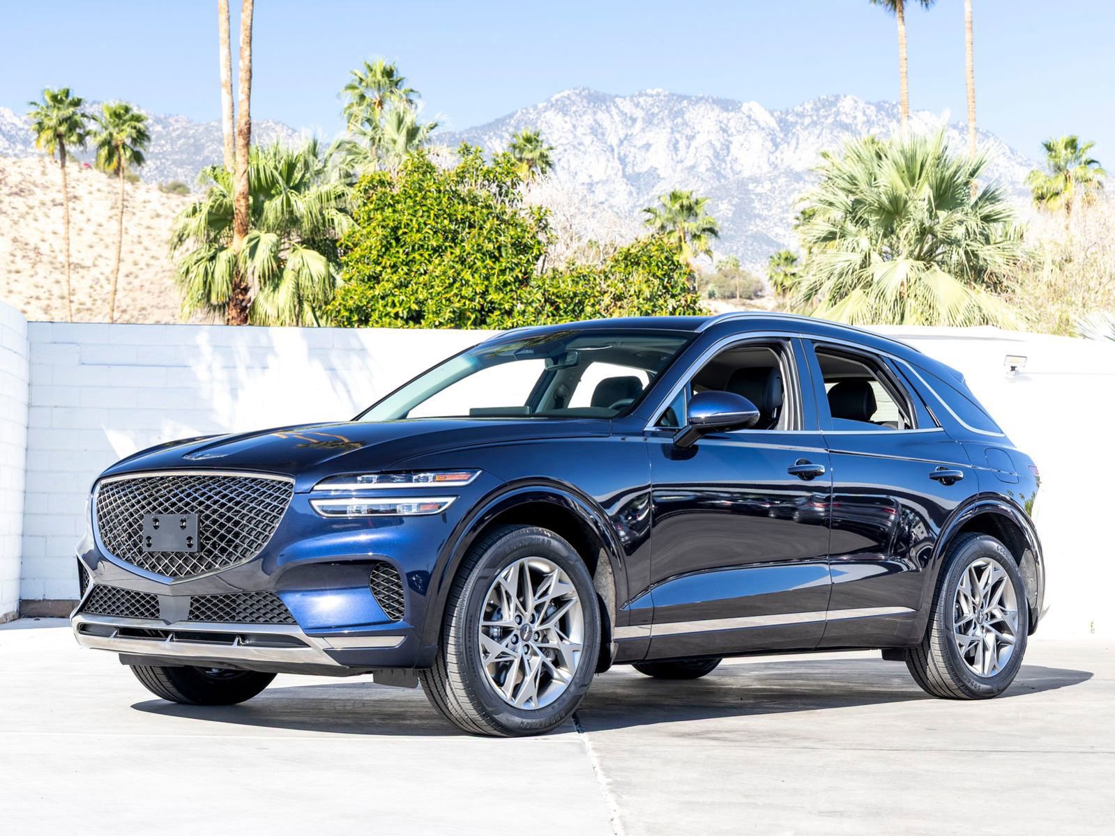 Used 2023 Genesis GV70 2.5T w/ Select Package AWD/4WD image 1