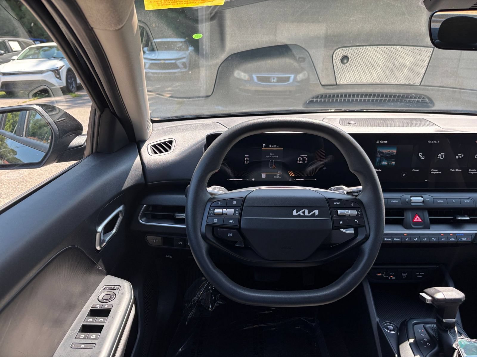 Used 2026 Kia K4 FWD image 30
