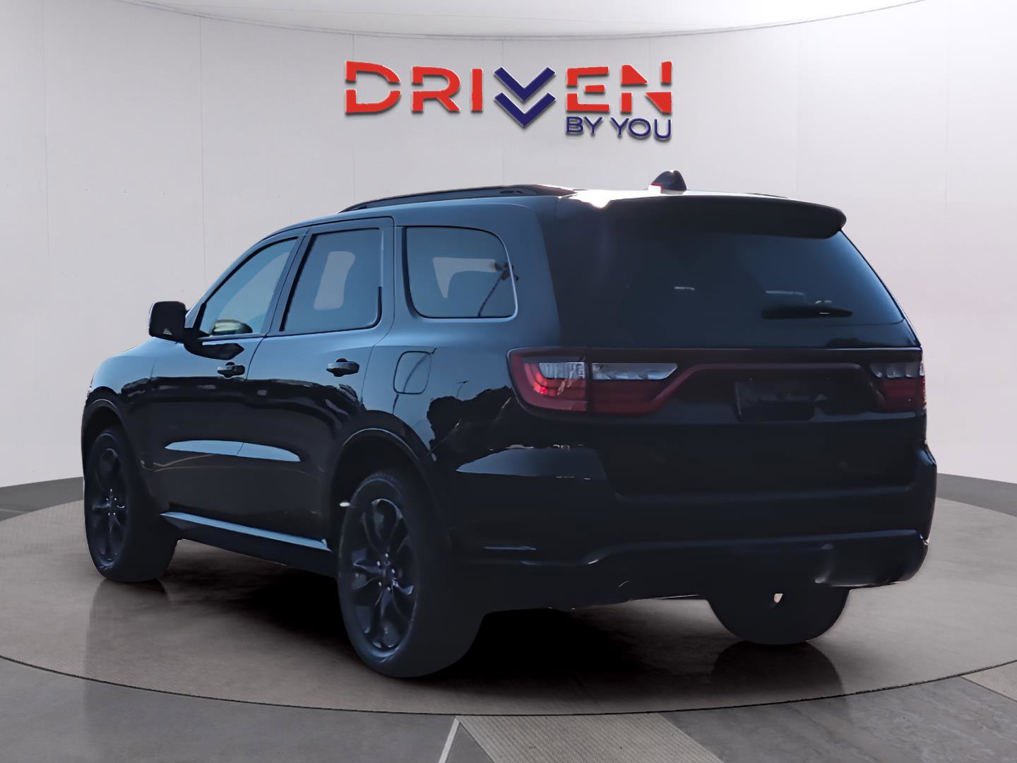 Used 2023 Dodge Durango GT AWD/4WD image 3