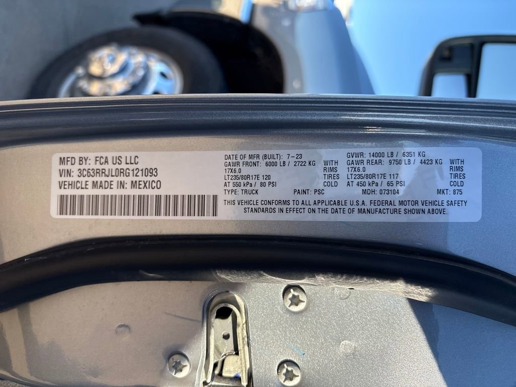 Used 2024 RAM 3500 Laramie image 34