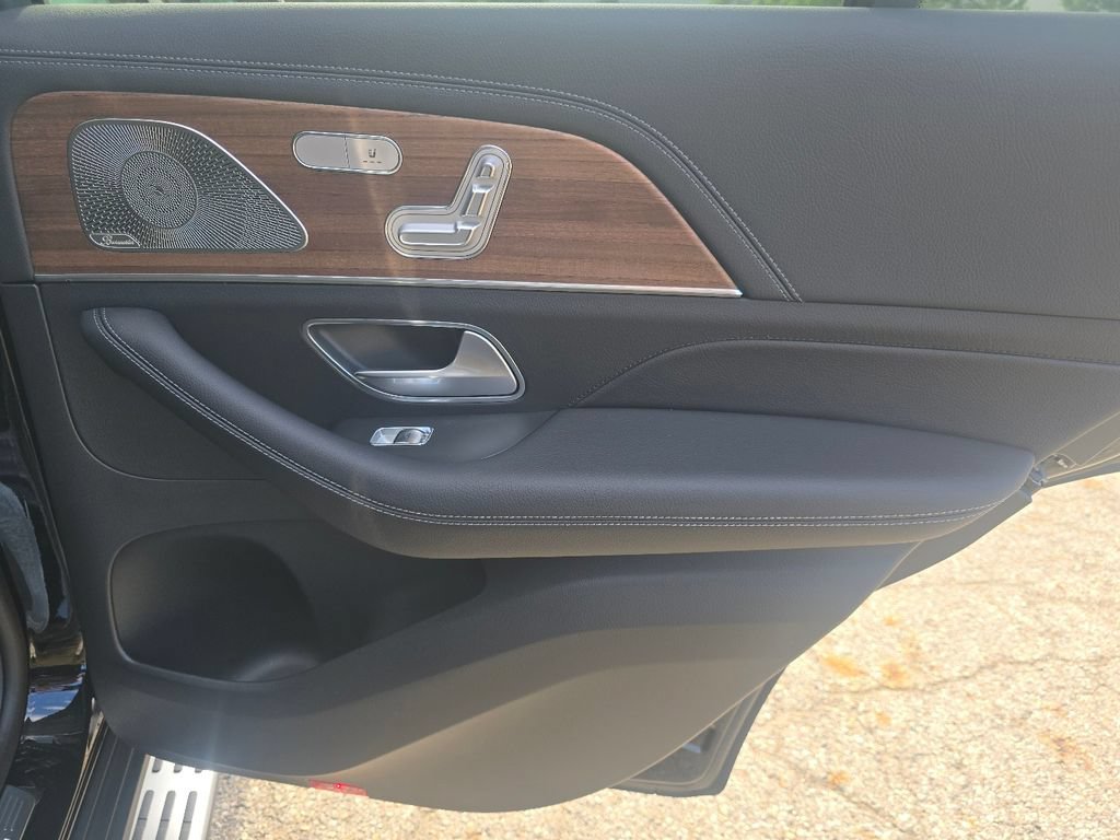 New 2026 Mercedes-Benz GLE 580 4MATIC image 23