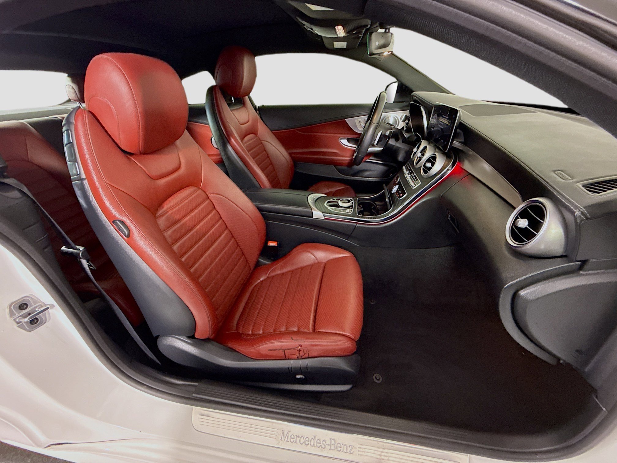 Used 2021 Mercedes-Benz C 300 Coupe image 27