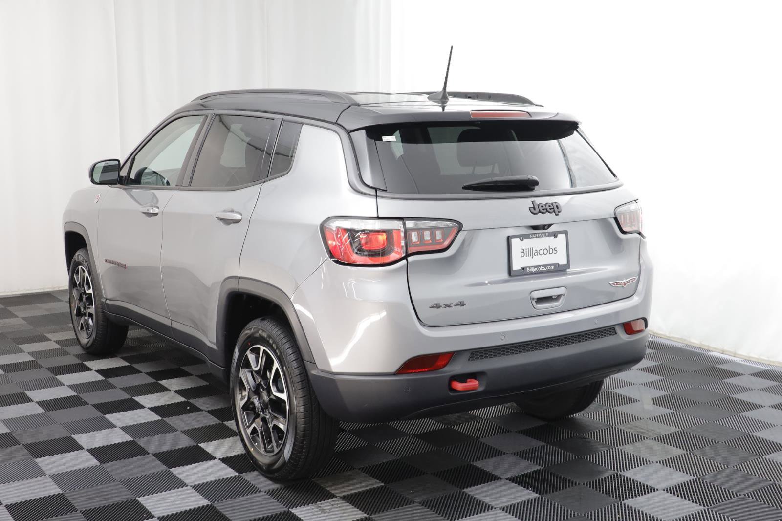 Used 2019 Jeep Compass Trailhawk w/ Cold Weather Group image 15