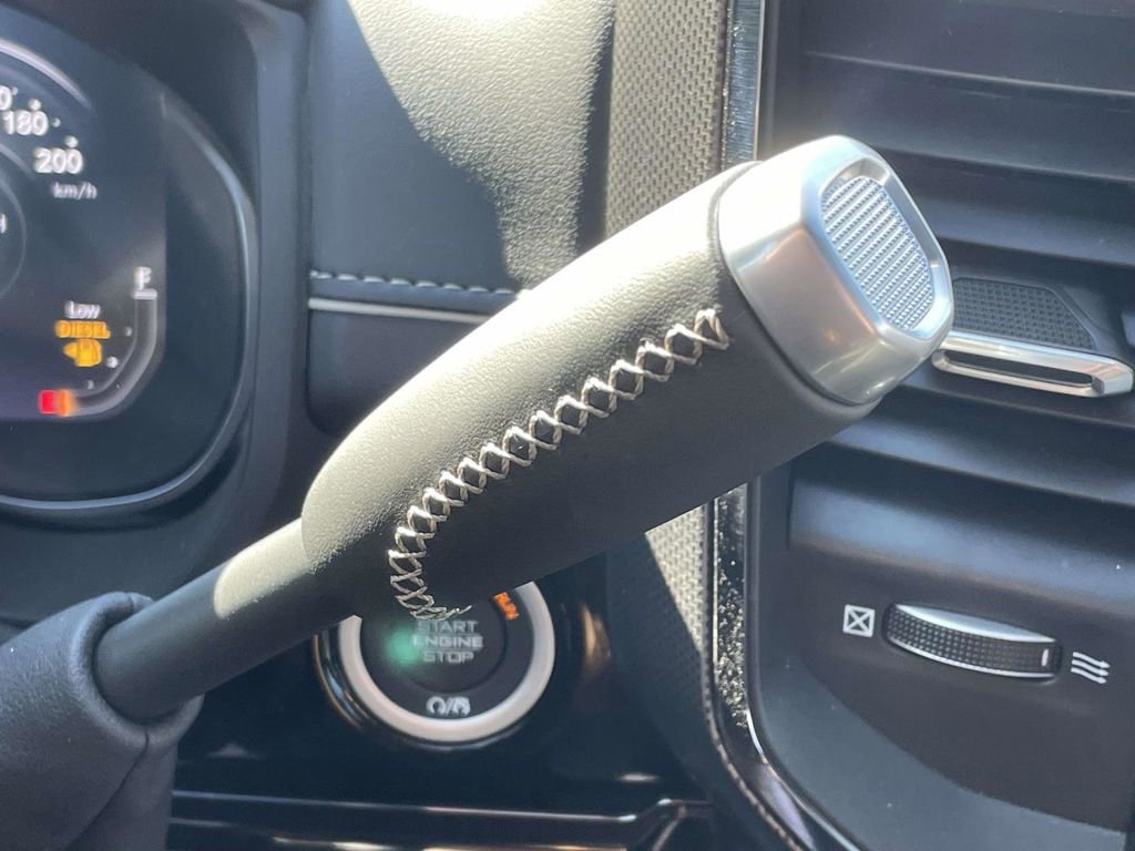 New 2026 RAM 3500 Limited image 33