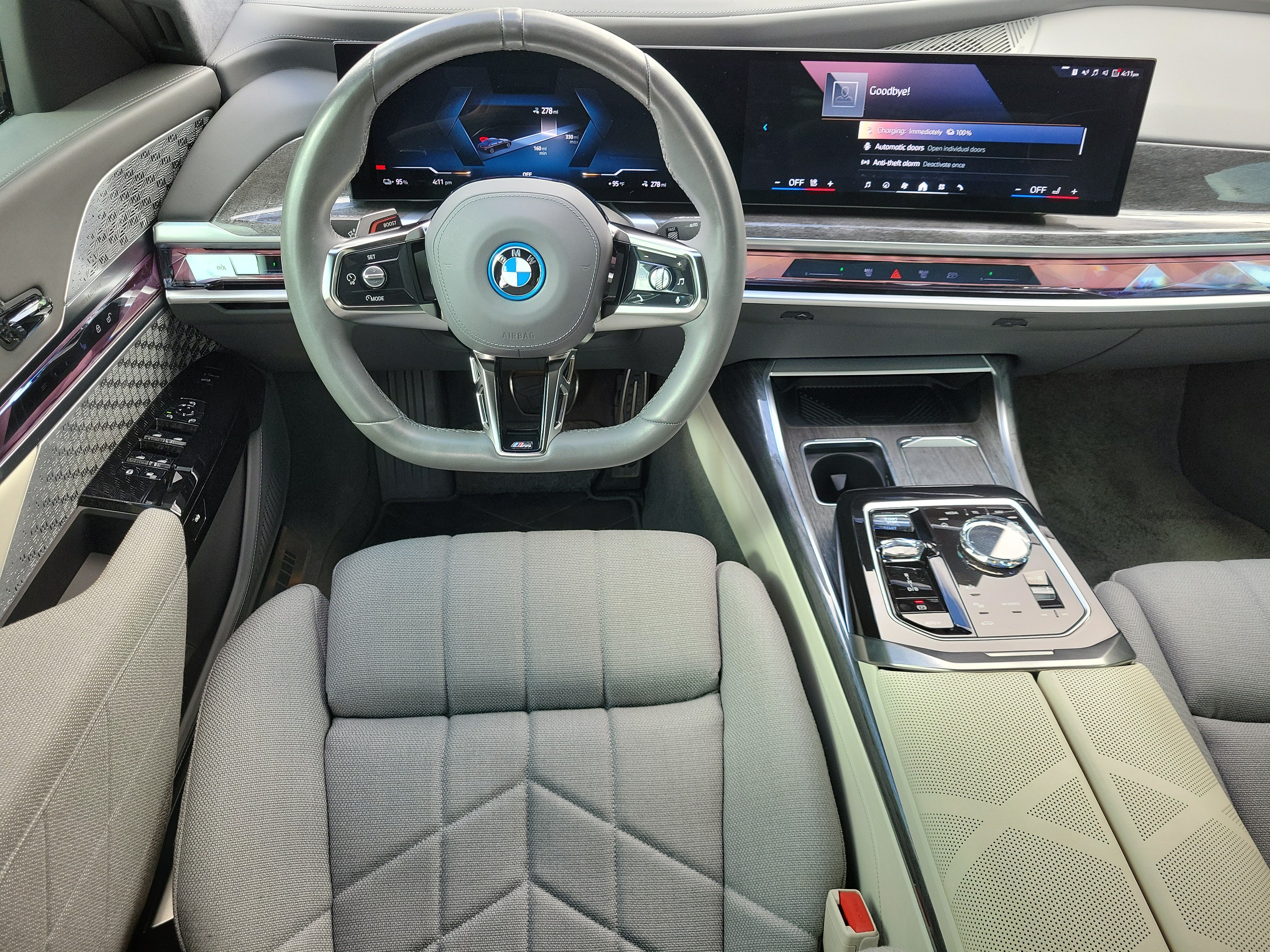 Certified 2024 BMW i7 xDrive60 AWD/4WD image 7