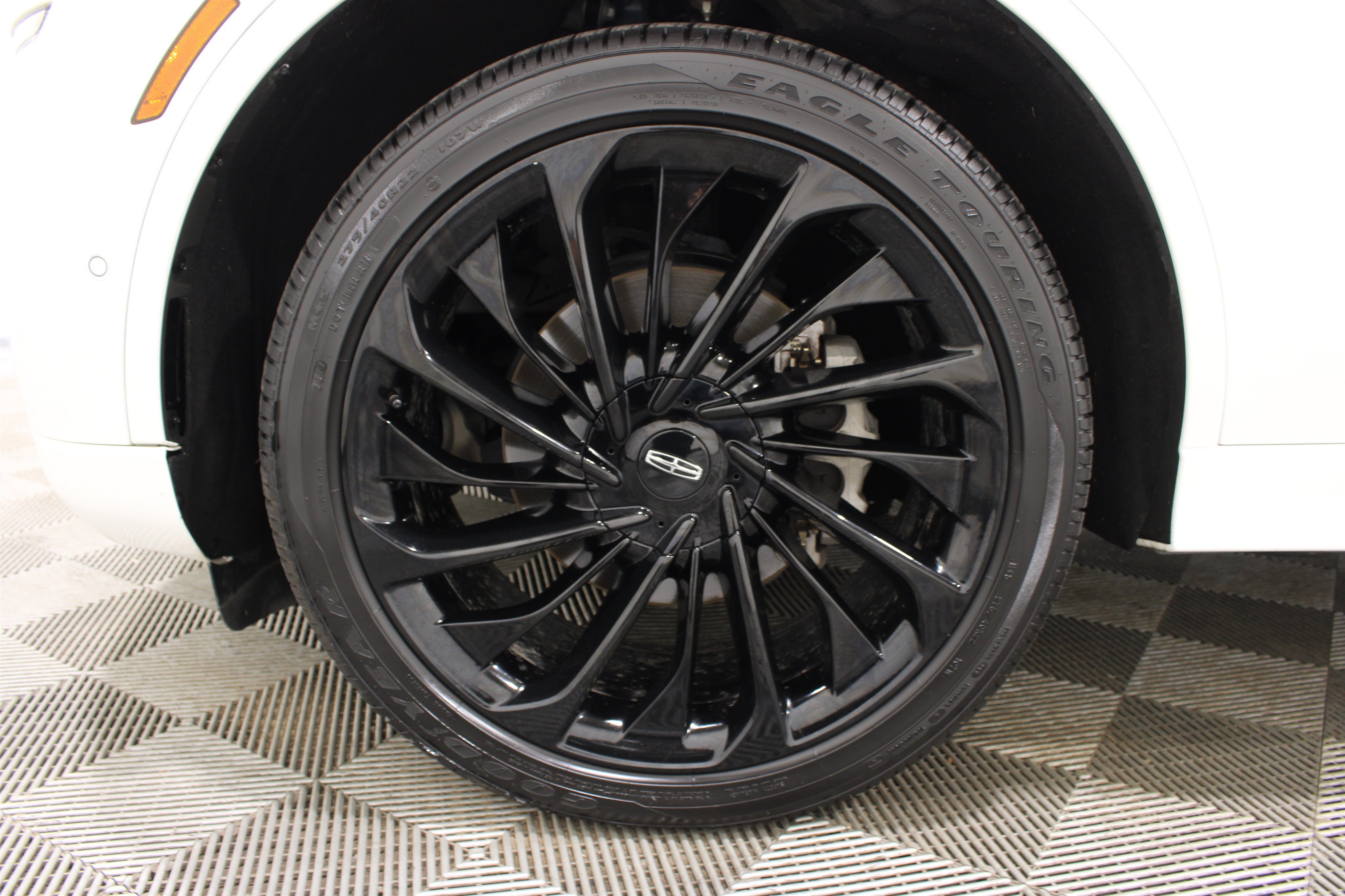 Used 2023 Lincoln Aviator Reserve w/ Equipment Group 201A AWD/4WD image 42