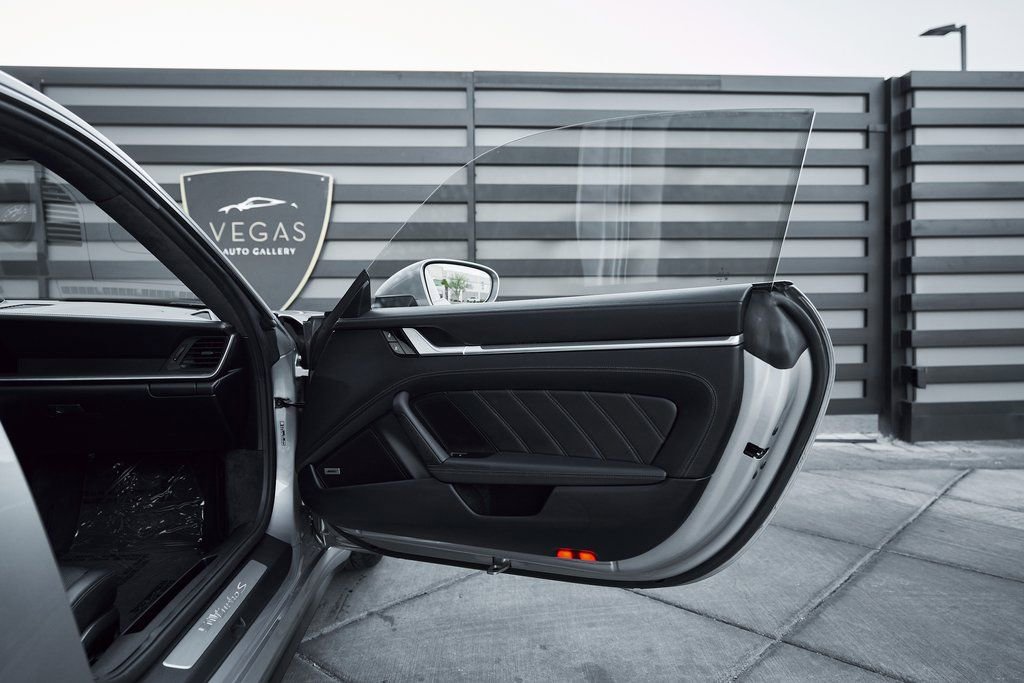 Used 2021 Porsche 911 Turbo S AWD/4WD image 21