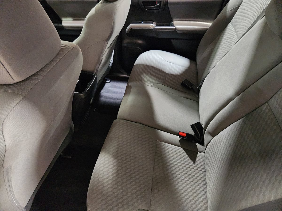 Used 2022 Toyota Tacoma SR5 RWD image 49