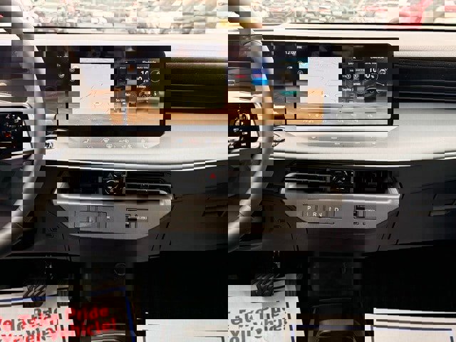 New 2026 Nissan Leaf Platinum+ w/ Cargo Package (Platinum+) image 25