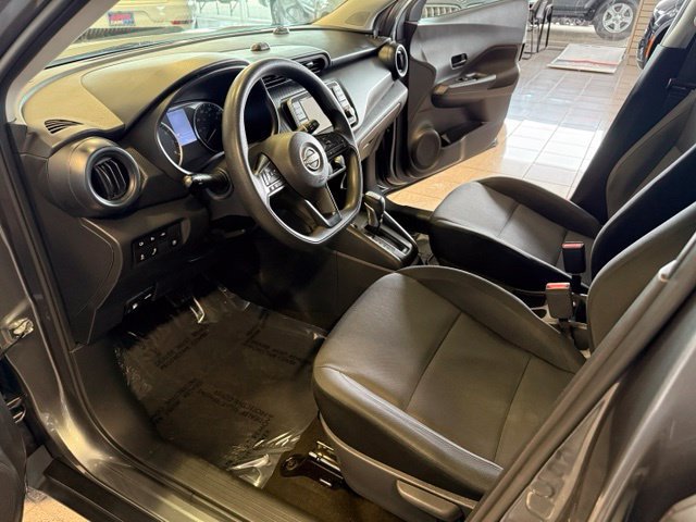 Used 2023 Nissan Kicks S FWD image 2