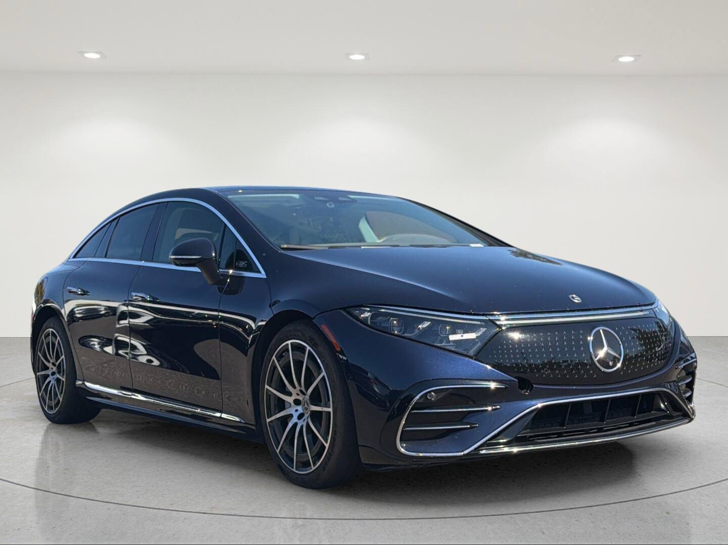 Used 2022 Mercedes-Benz EQS 450+ Sedan image 6