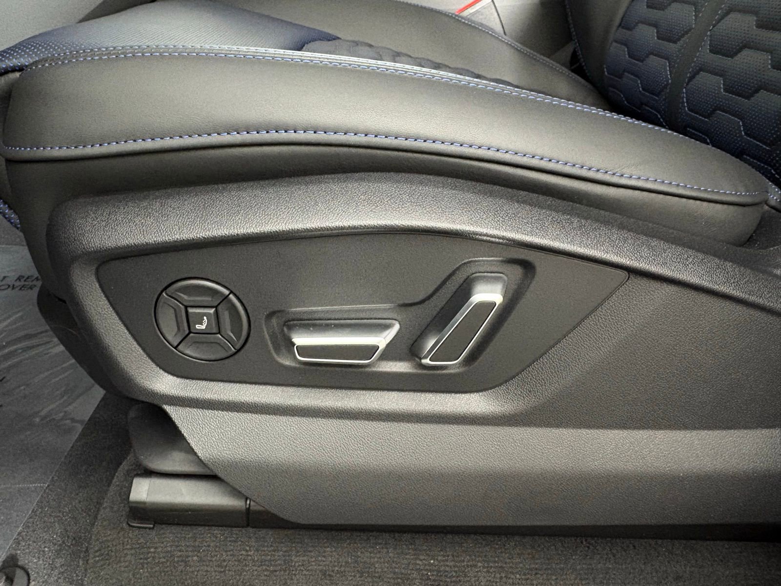 New 2026 Audi RS Q8 performance image 11