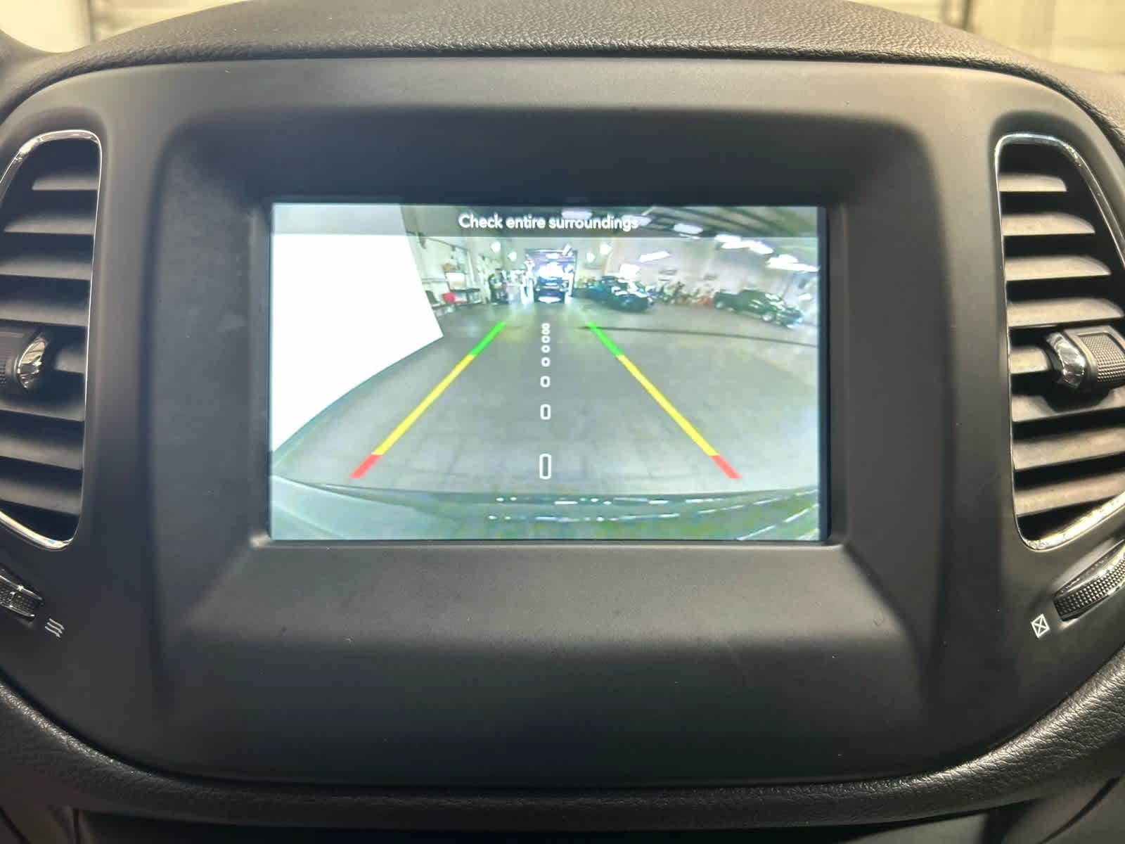 Used 2019 Jeep Compass Sport w/ Cold Weather Group AWD/4WD image 5