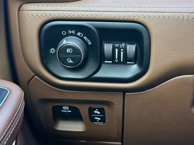 Used 2020 RAM 1500 Limited AWD/4WD image 35